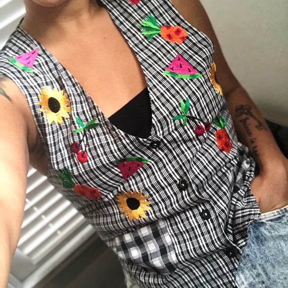 Vintage Fruit Vest - Picture 4 of 8